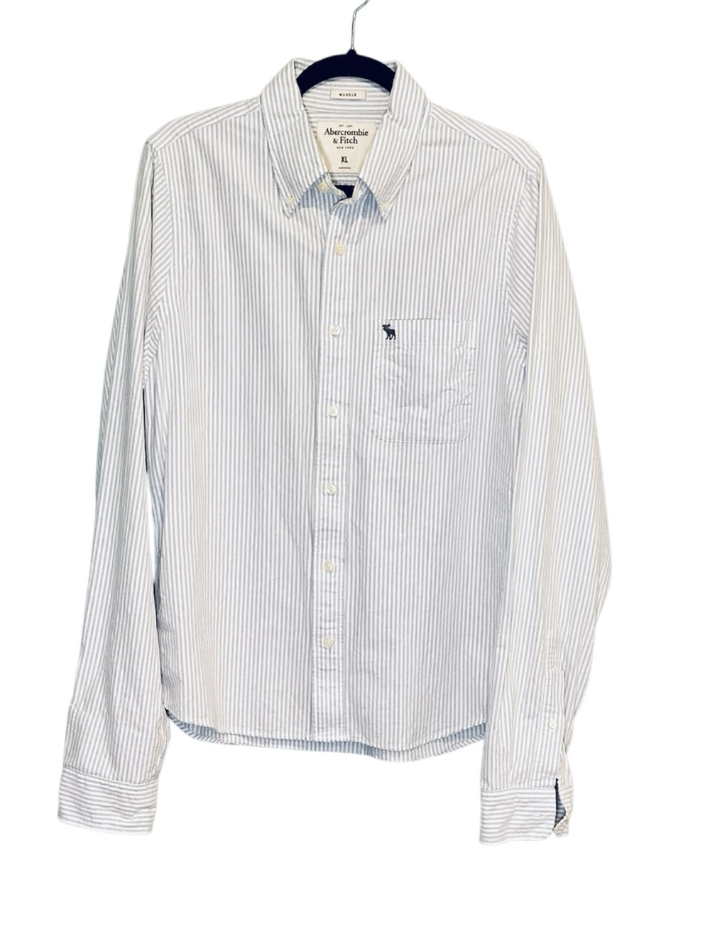 💚 Abercrombie & Fitch Button Up Shirt with Blue Pinstripes, Size X-LARGE